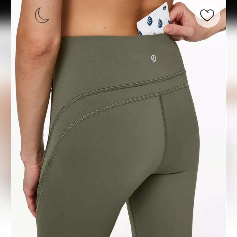 Lululemon Bootcam Ready Tight sage green Crop size 4 legging